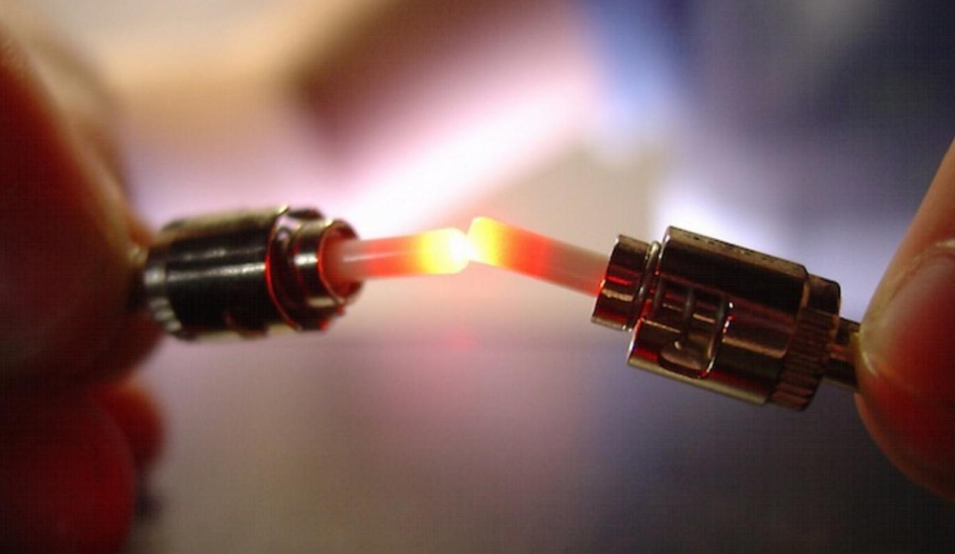 Ασύρματη μετάδοση δεδομένων μέσω πομπών Terahertz