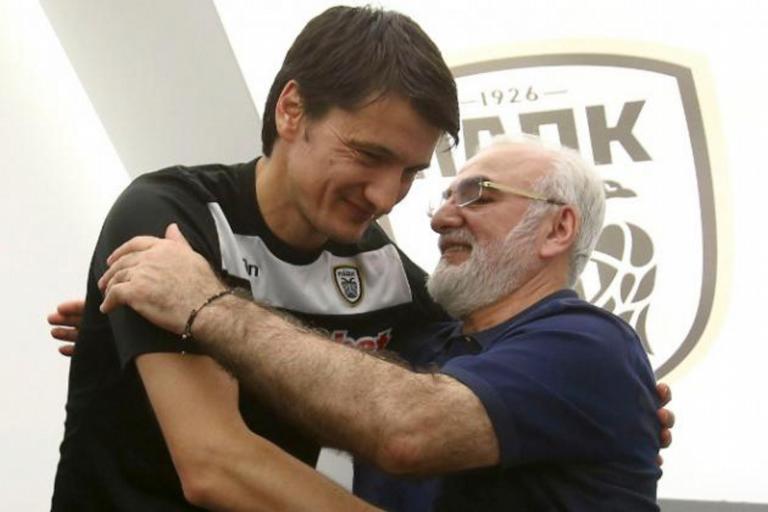 Πόσα θες να μας τρελάνεις ρε Ίβιτς; Δείτε τι έχει κάνει ο Σέρβος κι ο Ιβάν πίνει κάθε μέρα νερό στο όνομά του