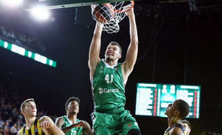 Νταρουσάφακα – Φενέρμπαχτσε 72-65