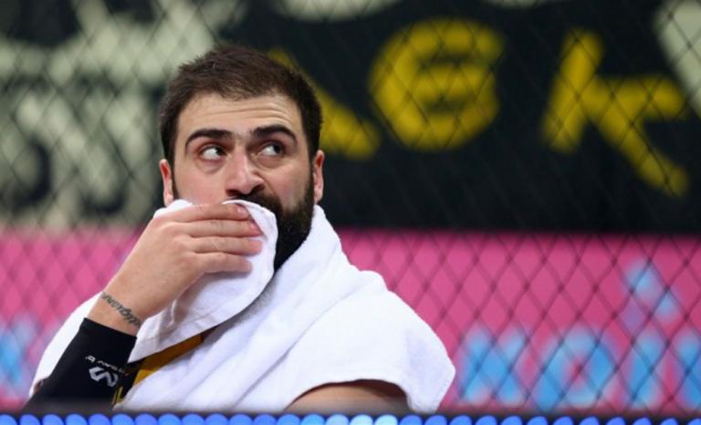 Χαμός στο ΟΑΚΑ με έντονο επεισόδιο Βασιλειάδη-Τσαγκαράκη!