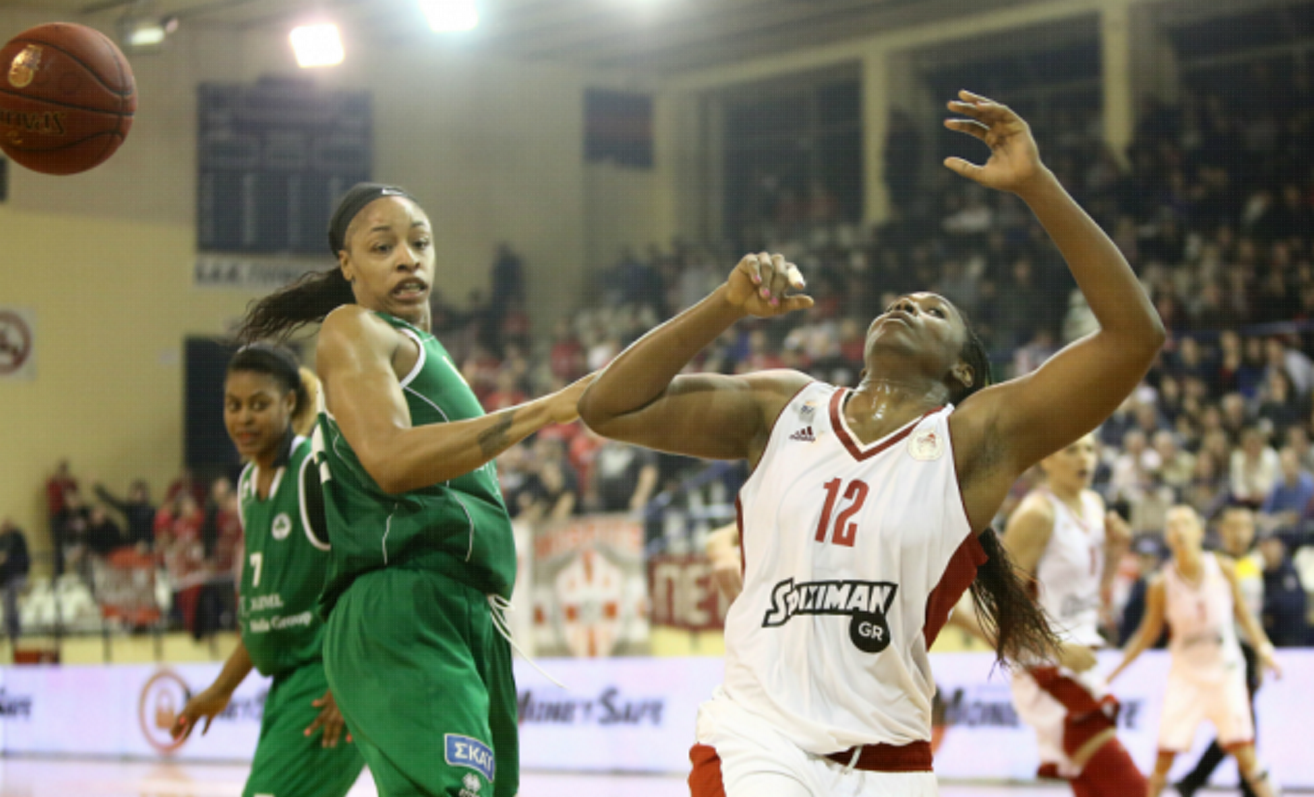 Άνετα το 14-0 για τον Ολυμπιακό, στη παράταση ο Παναθηναϊκός