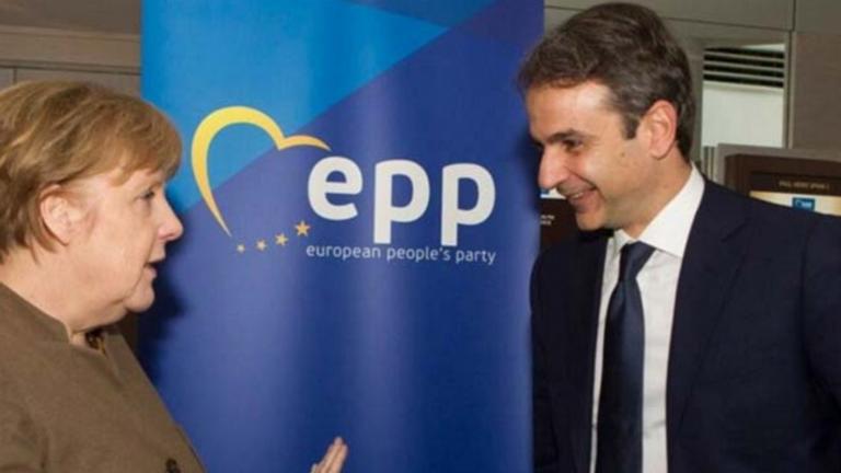 Σε εξέλιξη η συνάντηση Μητσοτάκη-Μέρκελ