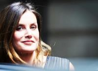 Η βασίλισσα Λετίθια επισκέφθηκε τις εγκαταστάσεις της Infocancer