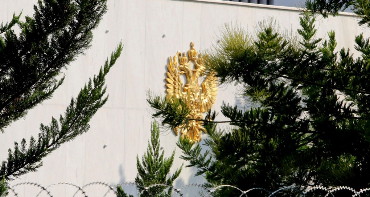 Στον “αέρα” οι ελληνορωσικές σχέσεις – Αβάσιμοι οι ισχυρισμοί της Μόσχας περί αμερικανικών πιέσεων καταγγέλει το ΥΠΕΞ
