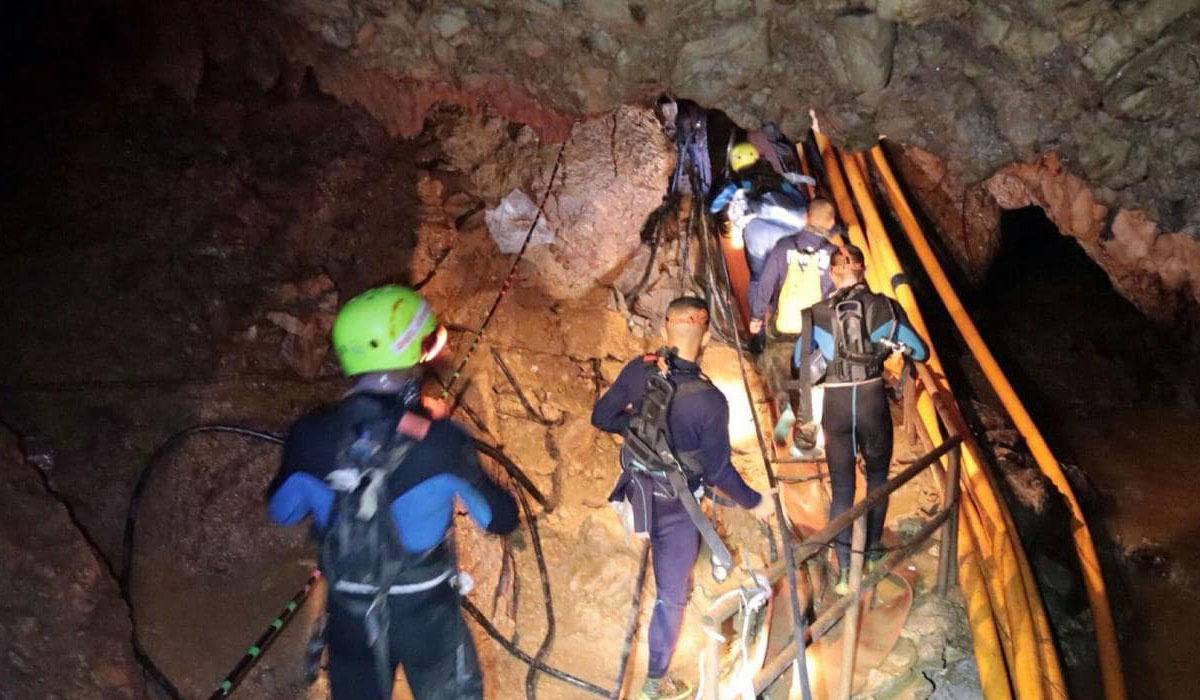 Ταϊλάνδη: Ξεκίνησε η επιχείρηση διάσωσης των παιδιών από το σπήλαιο