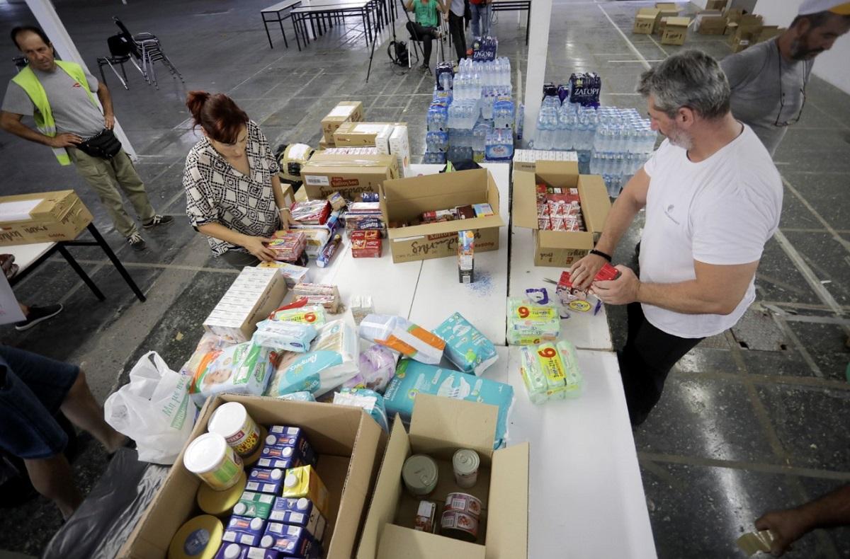 Φωτιές Αττικής: Συγκινητική προσφορά των πολιτών Θεσσαλονίκης για τους πληγέντες (pics)