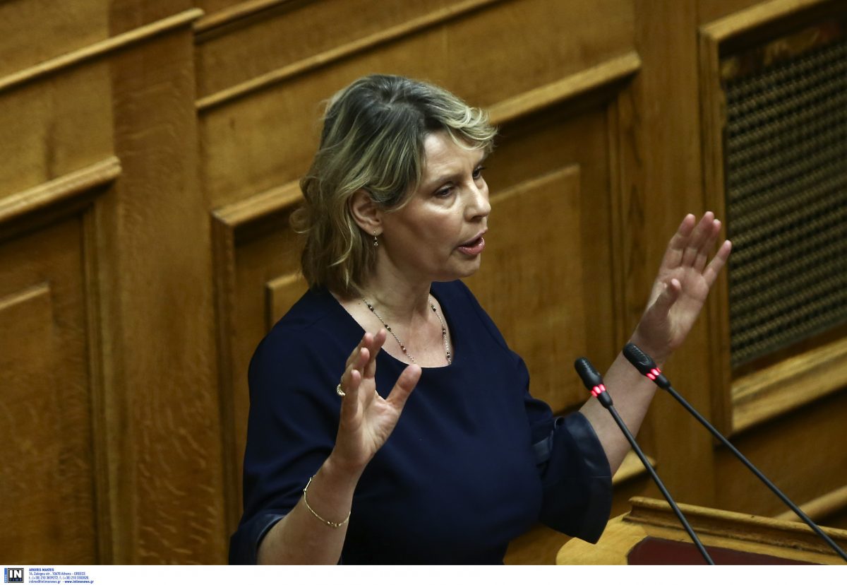 ΠΑΠΑΚΩΣΤΑ: Αυτό είναι το βιογραφικό της νέας υφυπουργού Προστασίας του Πολίτη