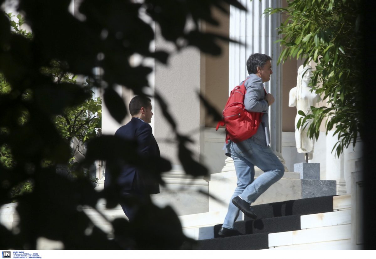 Τσακαλώτος: Γράφουμε νέες σελίδες μετά την πολιτική οδύσσεια των μνημονίων