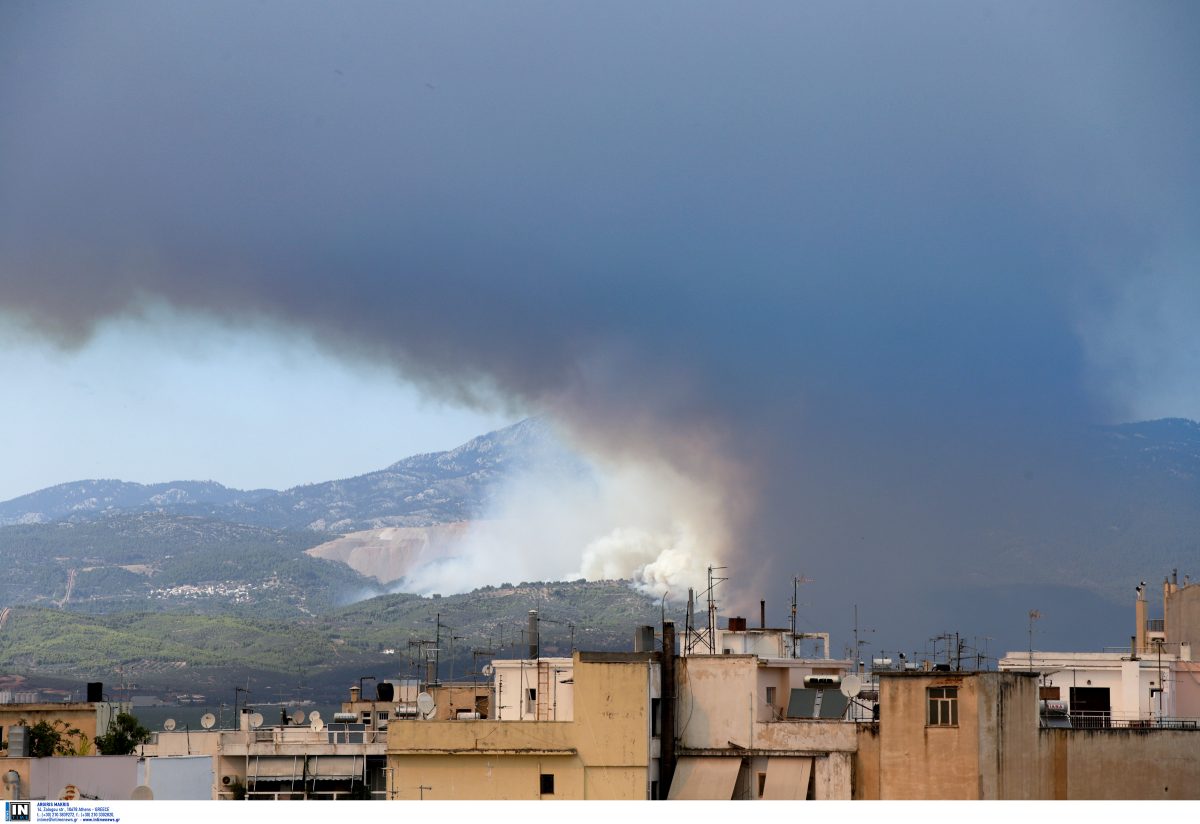Φωτιά τώρα: Ο δήμαρχος Ψαχνών για τα ενεργά μέτωπα της πυρκαγιάς στην Εύβοια