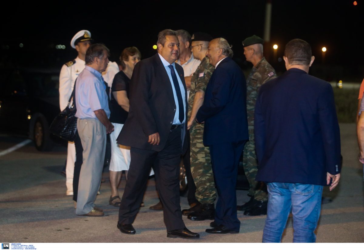 Έλληνες στρατιωτικοί: Τηλεφωνική επικοινωνία με τον Πάνο Καμμένο