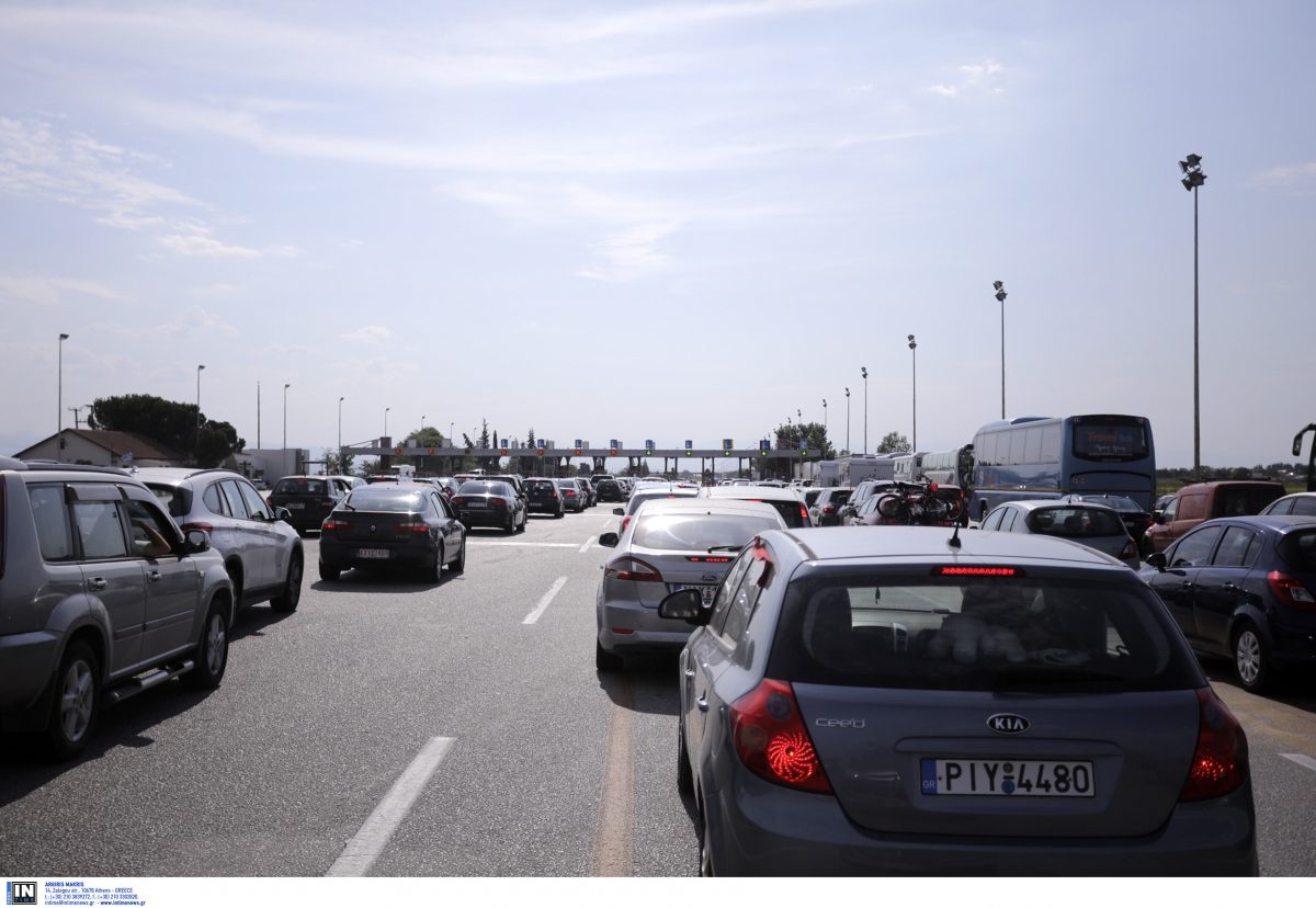 Θεσσαλονίκη: Επιστρέφουν σταδιακά στην πόλη χιλιάδες αδειούχοι (pics)