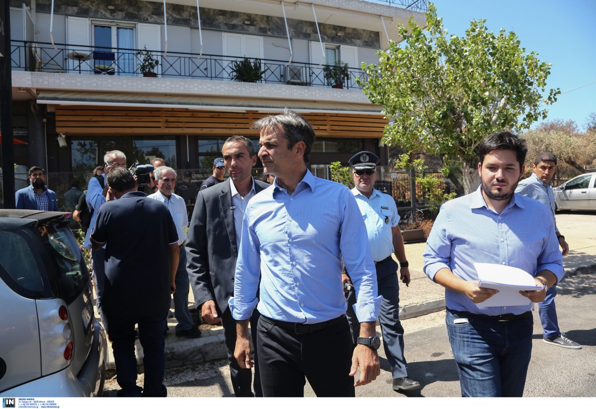 Μητσοτάκης: Αιφνιδιαστική επίσκεψη στο Μάτι (pics&vid)
