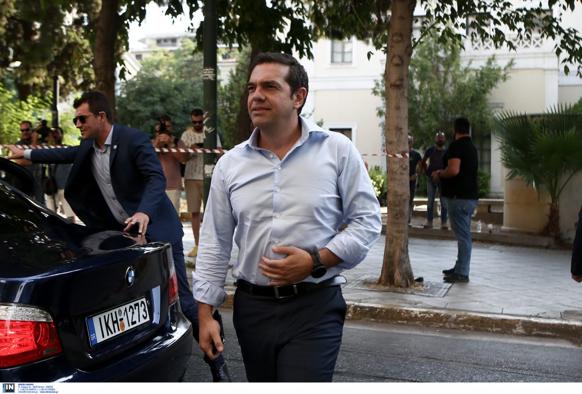 ΣΥΡΙΖΑ: Με το μυαλό στον ανασχηματισμό – Ο Τσίπρας συγκαλεί την Κ.Ε. τη Δευτέρα
