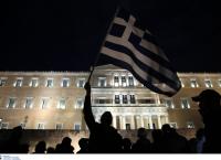 Bloomberg: Και τώρα το ακατόρθωτο με τα πλεονάσματα “μαμούθ” για 10 χρόνια