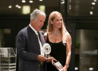 Κώστας Γαβράς: Αυτός είναι ο Ιταλός δημοσιογράφος που “πέθανε” τον γνωστό σκηνοθέτη