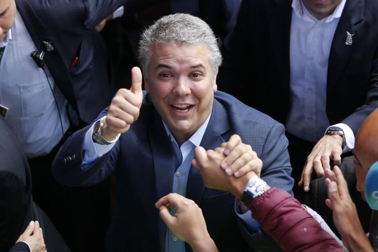 Κολομβία: Ο Ιβάν Ντούκε ορκίστηκε κι έγινε ο 60ός Πρόεδρος