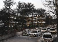 Μάτι: Παράσταση πολιτικής αγωγής για την πυρκαγιά από συγγενή θυμάτων