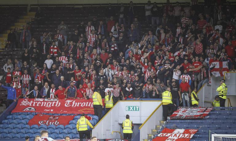 ΤΕΡΦ ΜΟΥΡ: Εντυπωσιακή εικόνα από την εξέδρα του Ολυμπιακού (pics)