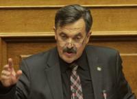 Βουλή: Νέο επεισόδιο με πρωταγωνιστή βουλευτή της Χρυσής Αυγής(vid)