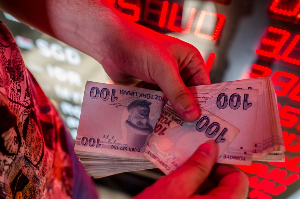 Τουρκία: Οδεύει προς capital controls;