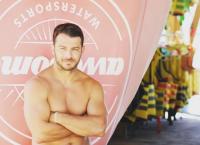 Γιώργος Αγγελόπουλος: Θυμάται το Survivor και κάνει θαλάσσιο σκι χωρίς πέδιλα (vid)