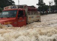 Ινδία: Συναγερμός για φίδια μετά τις φονικές πλημμύρες