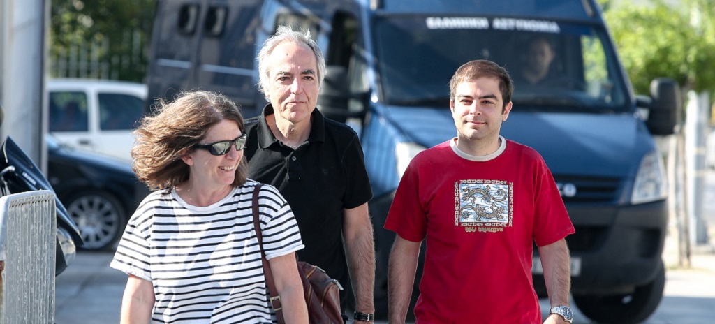 Κουφοντίνας: Σάλος από τη μεταφορά του αρχιτρομοκράτη σε φυλακές “πολυτελείας”