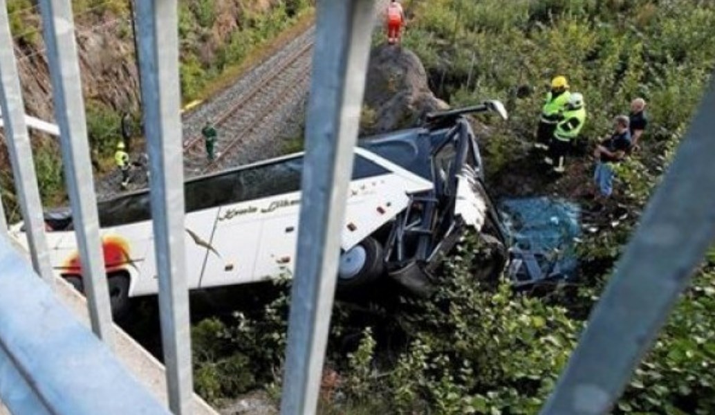 Φινλανδία: Λεωφορείο έπεσε από γέφυρα – Τέσσερις οι νεκροί