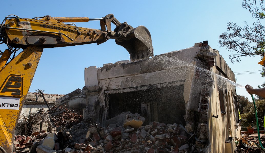 ΦΩΤΙΑ ΜΑΤΙ: Καταβολή έκτακτης οικονομικής ενίσχυσης σε πυρόπληκτους συνταξιούχους