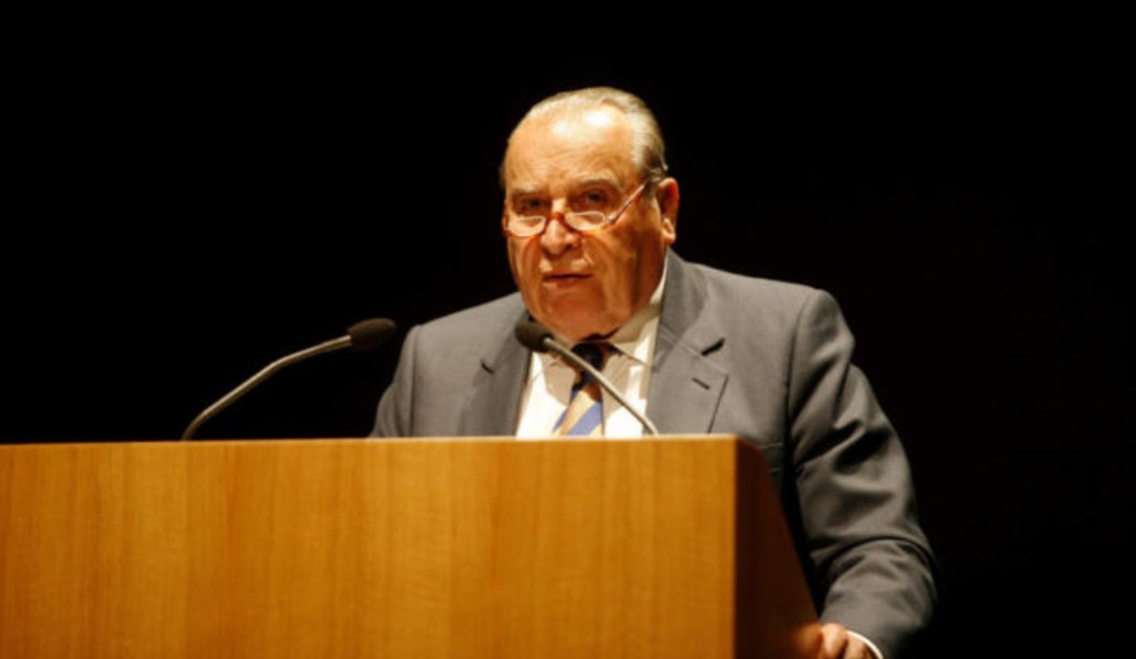 Πέθανε ο ακαδημαϊκός Γρηγόρης Σκαλκέας
