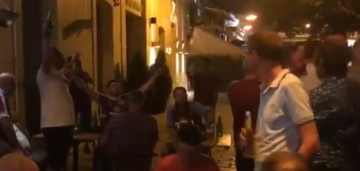 Οπαδοί Ολυμπιακού, ΑΕΚ και Μπέρνλι “αγκαλιά” τραγουδούν μαζί (vid)