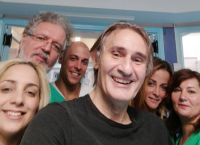 Άκης Σακελλαρίου: Οι πρώτες του δηλώσεις μετά την περιπέτεια υγείας του (vid)