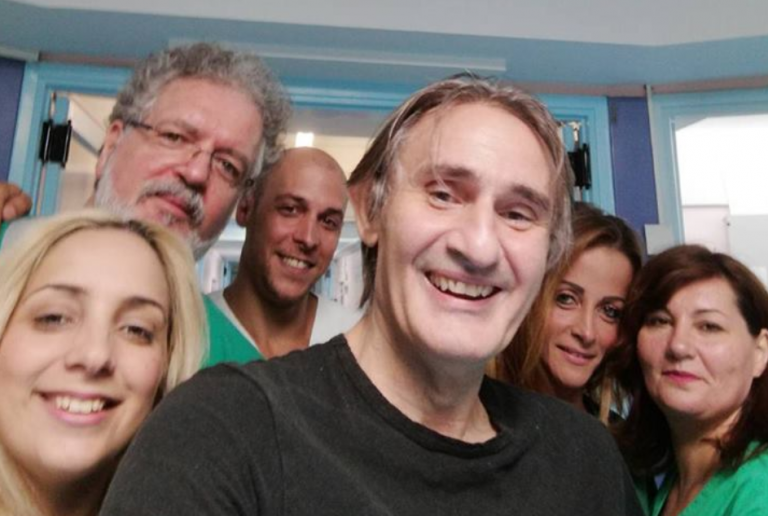 Άκης Σακελλαρίου: Οι πρώτες του δηλώσεις μετά την περιπέτεια υγείας του (vid)