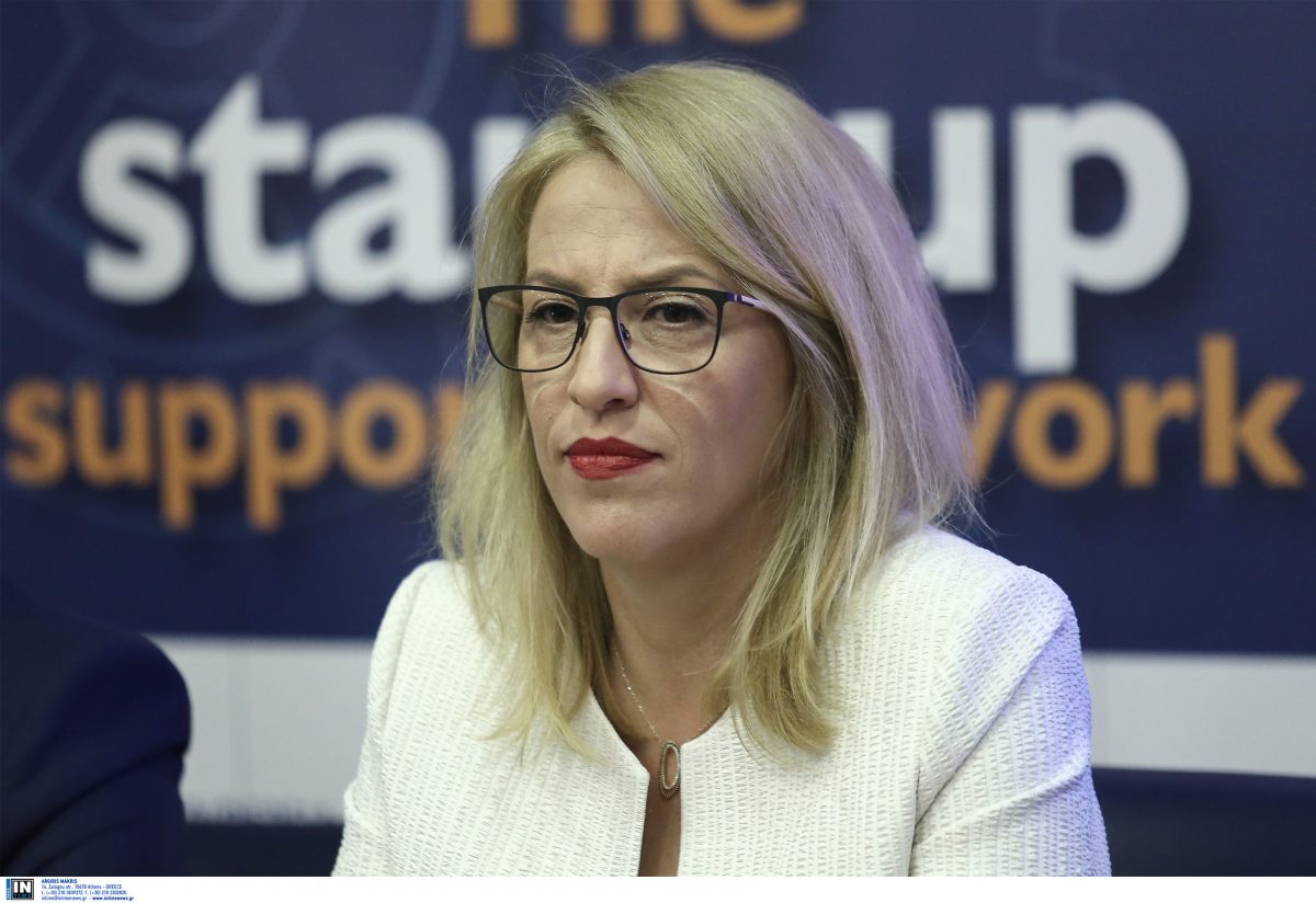 Δούρου: Επιστολή για την βελτίωση της διαδικασίας εξέτασης των υποψηφίων οδηγών