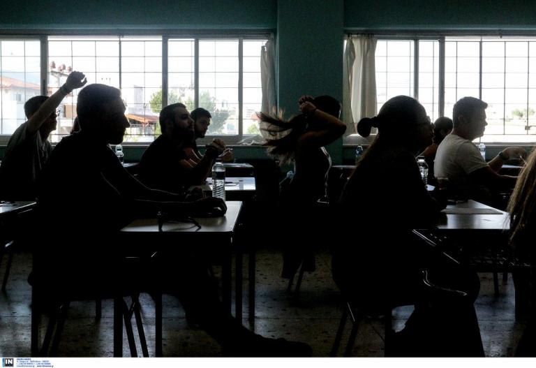 ΑΝΑΠΛΗΡΩΤΕΣ 2018: Διορθώθηκε το λάθος – Αυτοί είναι οι σωστοί πίνακες με τις προσλήψεις