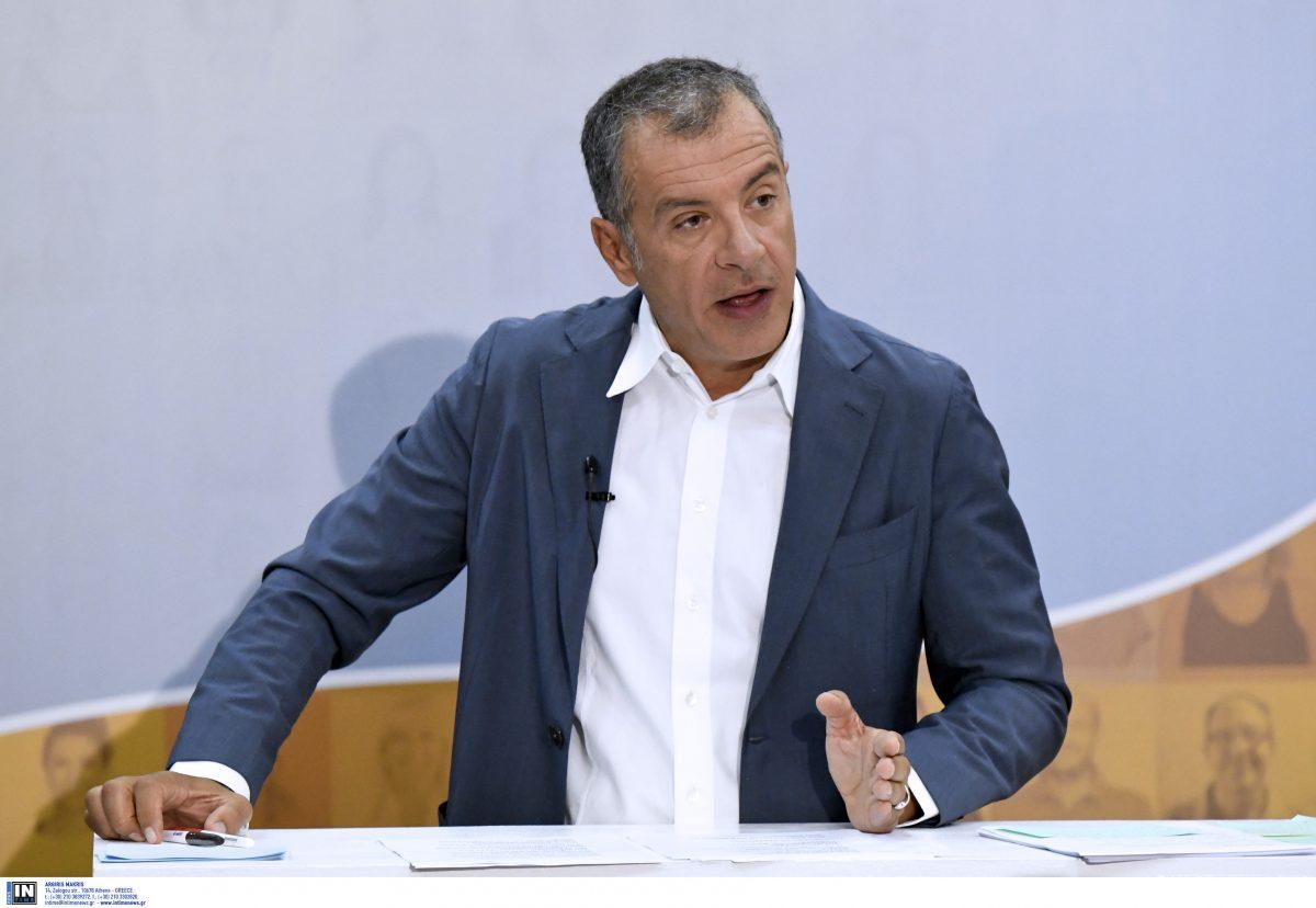 Θεοδωράκης: «Να κλείσουμε τον δρόμο στους πολιτικούς που ξεγελούν τους πολίτες»