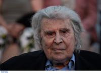 Μίκης Θεοδωράκης: Επίθεση σε Τσίπρα – “Και Μανιαδάκης κ. Πρωθυπουργέ;”