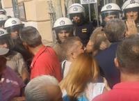 ΔΕΘ 2018: Ένταση ανάμεσα σε διαδηλωτές της ΠΟΕΔΗΝ και δυνάμεις των ΜΑΤ (vid)