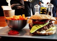 Το junk food αυξάνει τον κίνδυνο κατάθλιψης
