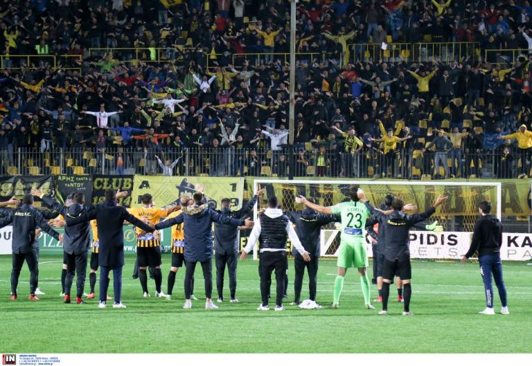 ARIS FC: Ξέφρενοι πανηγυρισμοί στο Κλεάνθης Βικελίδης (vid)