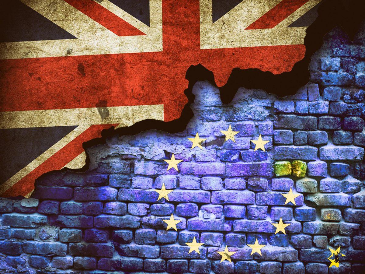 Brexit: Η συμφωνία θα έχει ελάχιστη αρνητική επίπτωση στην οικονομία