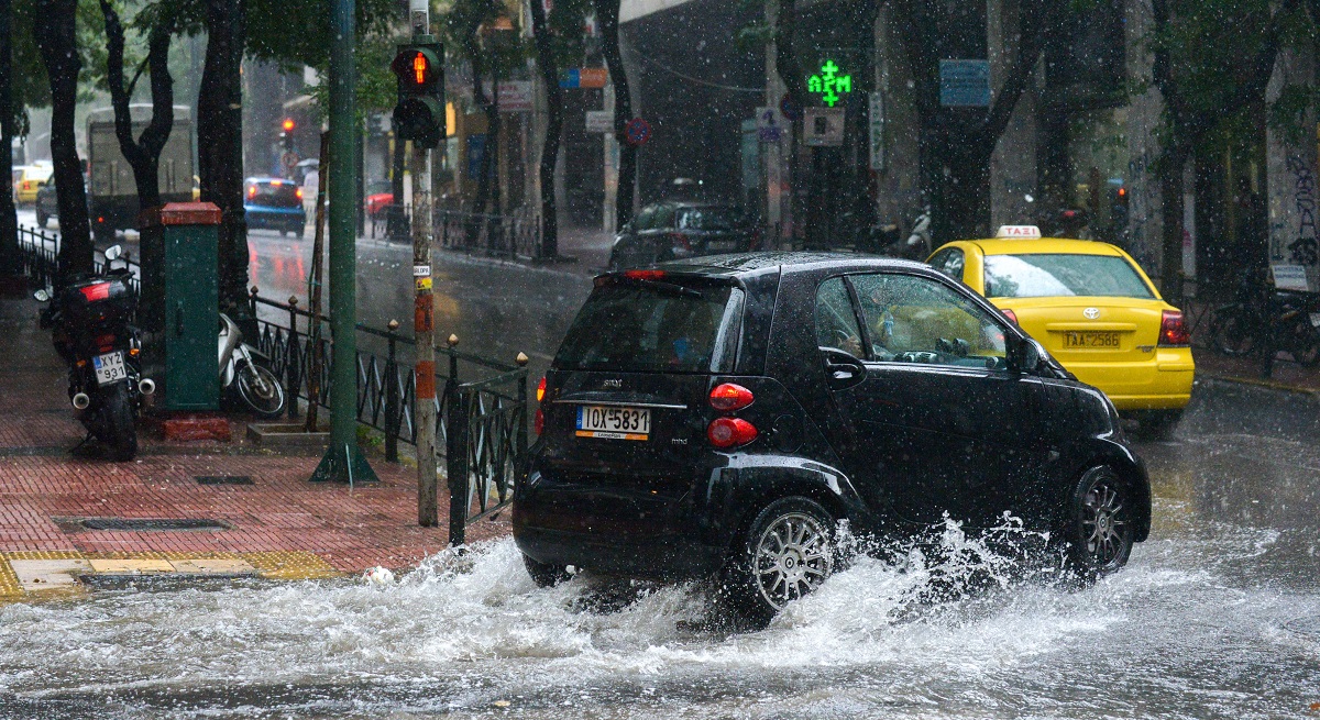 ΚΑΙΡΟΣ: Έκτακτο δελτίο επιδείνωσης – Θυελλώδεις άνεμοι και καταιγίδες