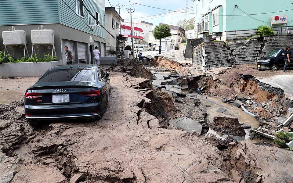 ΣΕΙΣΜΟΣ ΤΩΡΑ: Στους 16 οι νεκροί στην Ιαπωνία από την ισχυρή σεισμική δόνηση