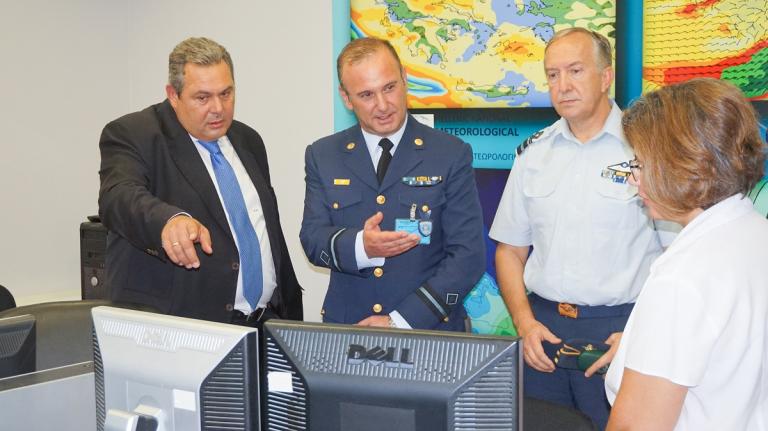 Ο Πάνος Καμμένος επισκέφθηκε την Εθνική Μετεωρολογική Υπηρεσία