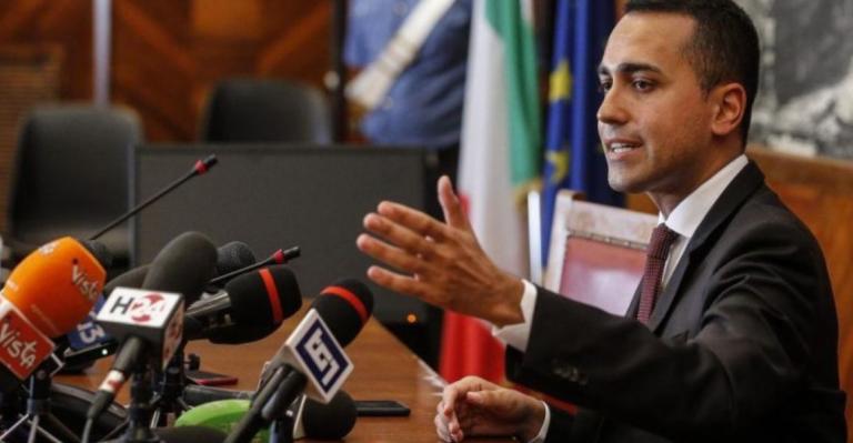 Ιταλία: Οι λαϊκιστές κηρύσσουν τον πόλεμο στις εφημερίδες