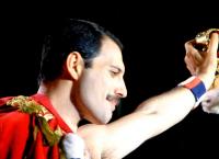 FREDDIE MERCURY: Η φωνή που δεν γνώρισε ποτέ όρια (pics&vids)