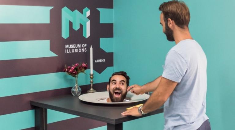 MUSEUM OF ILLUSIONS: Άνοιξε στο κέντρο της Αθήνας