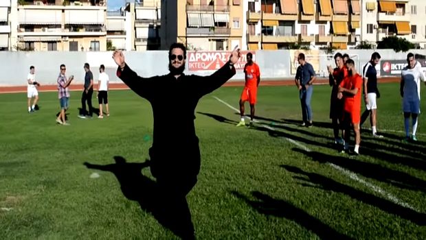 Γεια σου… παπά: Ιερέας στο Ναύπλιο σκόραρε με πέναλτι σε αγιασμό (vid)