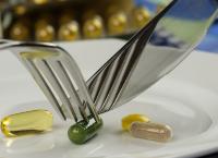 Οι Έλληνες αναζητούν το “ελιξίριο” και στρέφονται στα συμπληρώματα διατροφής