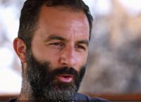 Μάτι: Τα συγκλονιστικά λόγια του πυροσβέστη που έχασε γυναίκα και παιδί (vid)